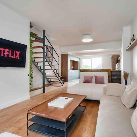 House Near Paris/Stade De France 圣但尼 外观 照片