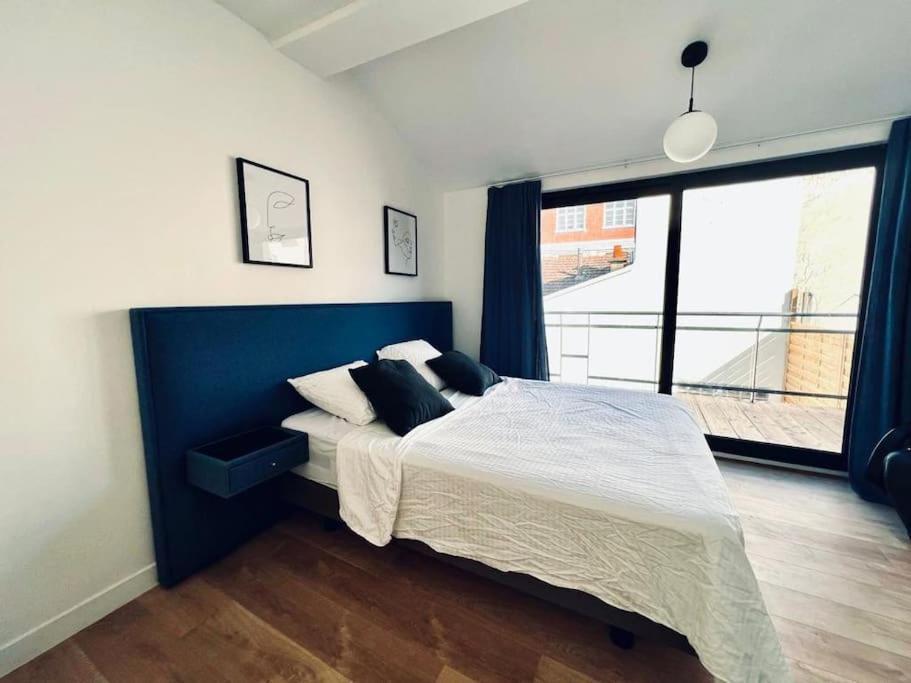 House Near Paris/Stade De France 圣但尼 外观 照片