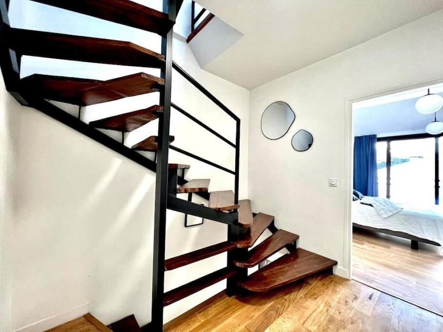 House Near Paris/Stade De France 圣但尼 外观 照片