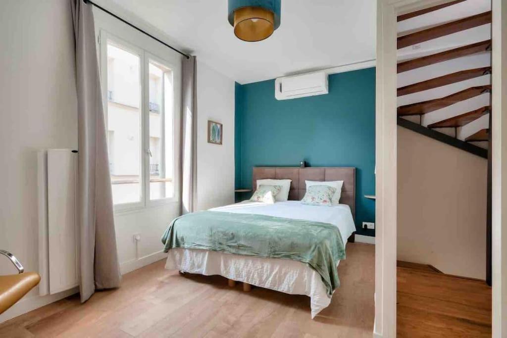 House Near Paris/Stade De France 圣但尼 外观 照片